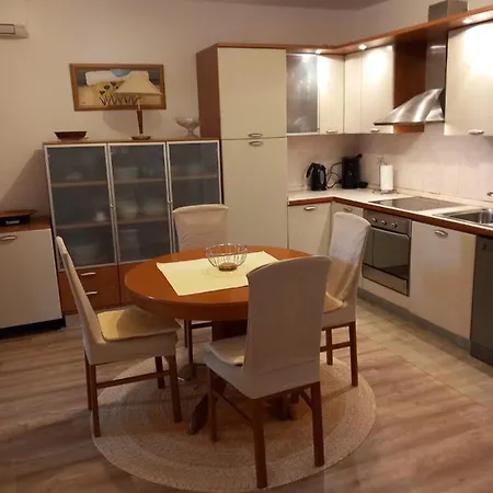 Olivia Apartment Porec Exterior photo